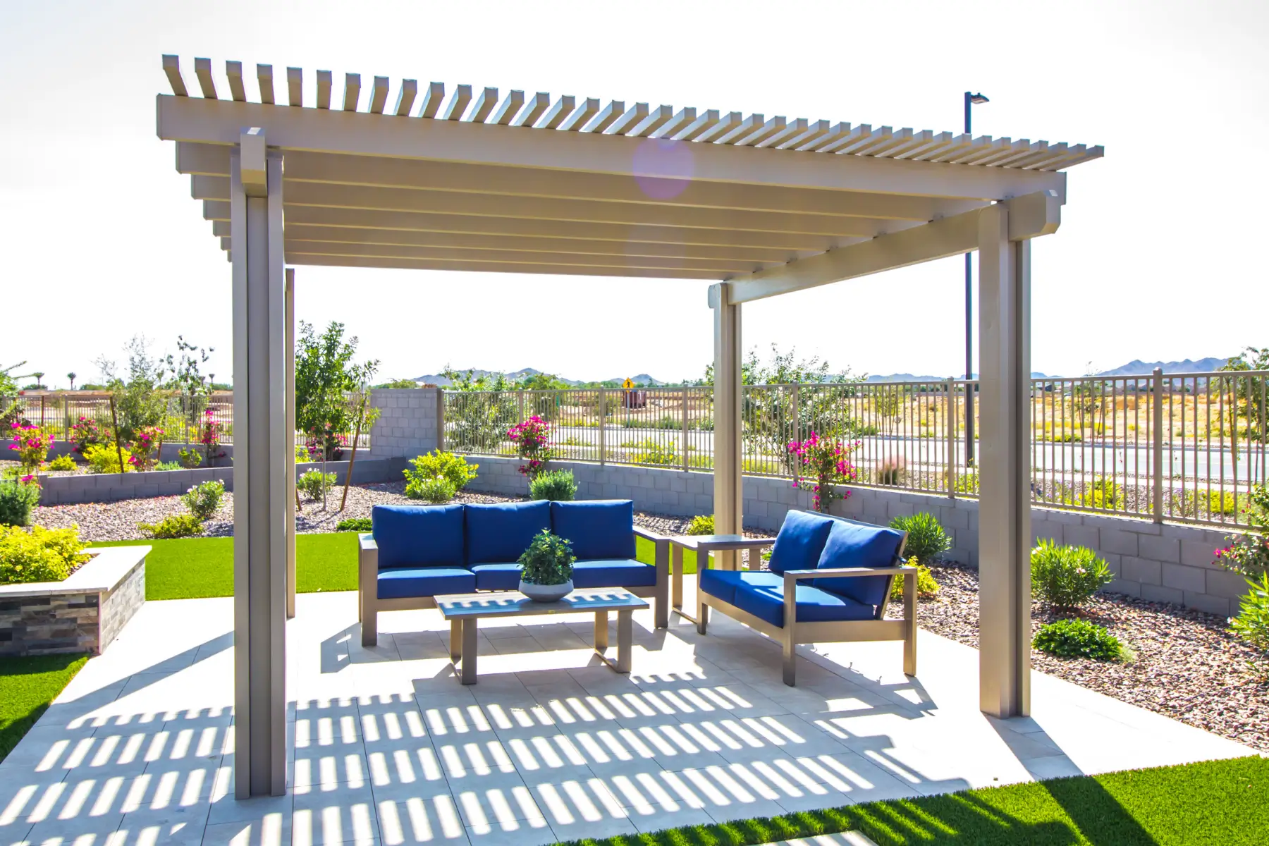 Designing custom pergolas for outdoor shade