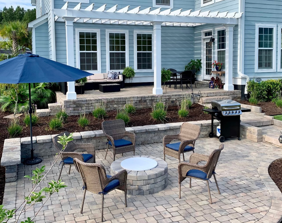 How to Incorporate a Fire Pit into Your Patio Backyard Design